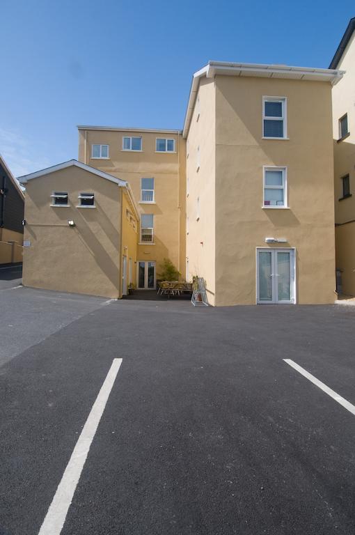 Beach Haven Apartments Tramore Esterno foto
